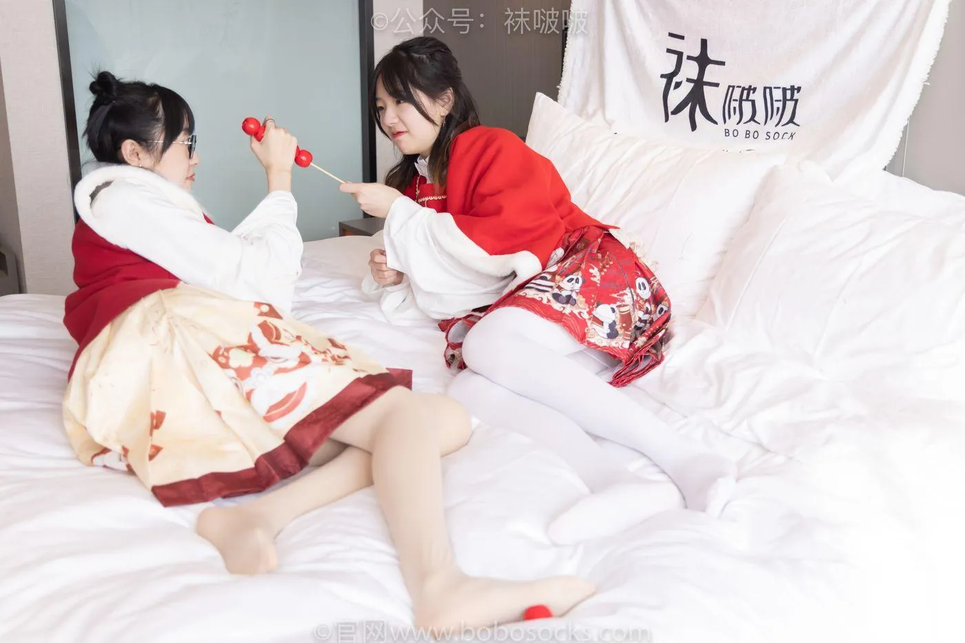 [BoBoSocks袜啵啵]NO.054 小甜豆与稚予-给大家拜年啦 [139P]插图4
